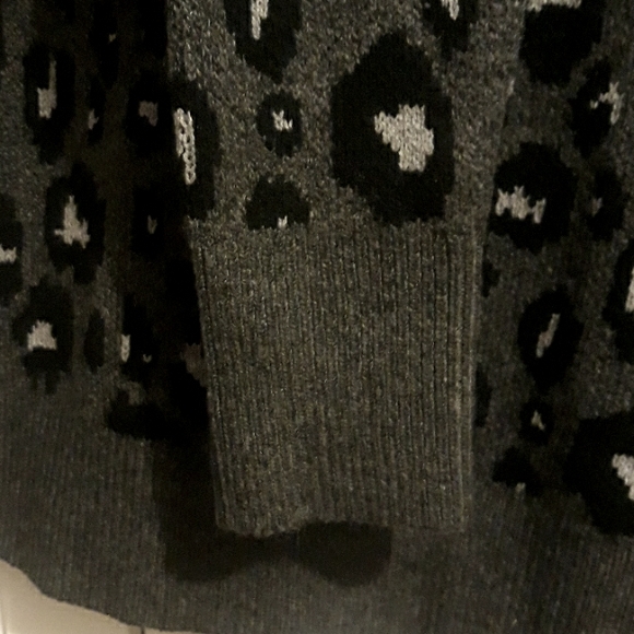 Lucky Brand Animal Print Sweater Cheetah Leopard Small - Picture 5 of 12